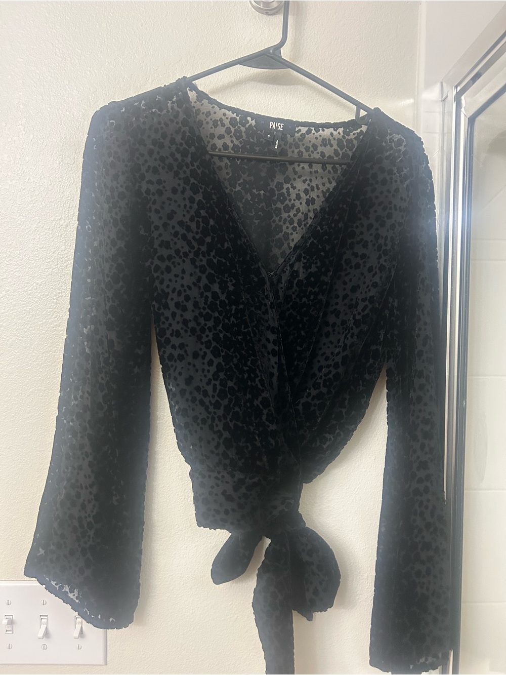 PAIGE Black Sheer Velvet Tie-Waist Long Sleeve Blouse